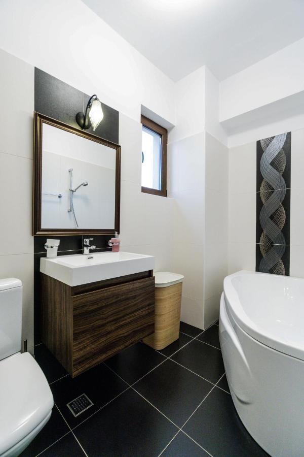 Luxury Baneasa Bucareste Exterior foto